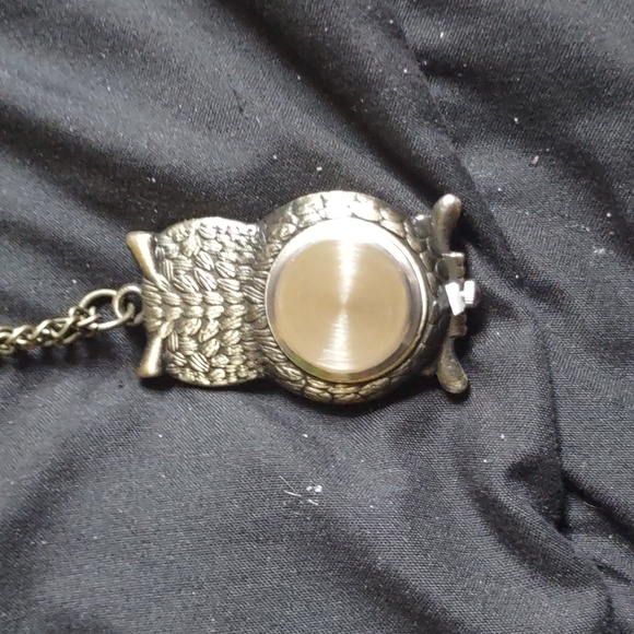 Figural OWL watch - Picture 3 of 3